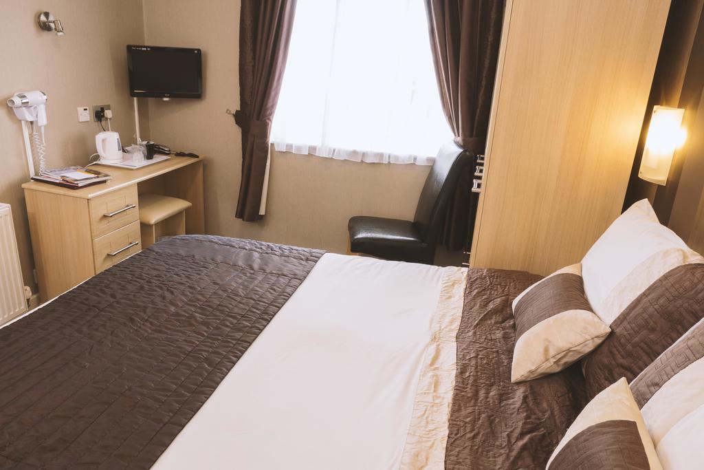Trivelles Park Hotel Preston  Exteriör bild